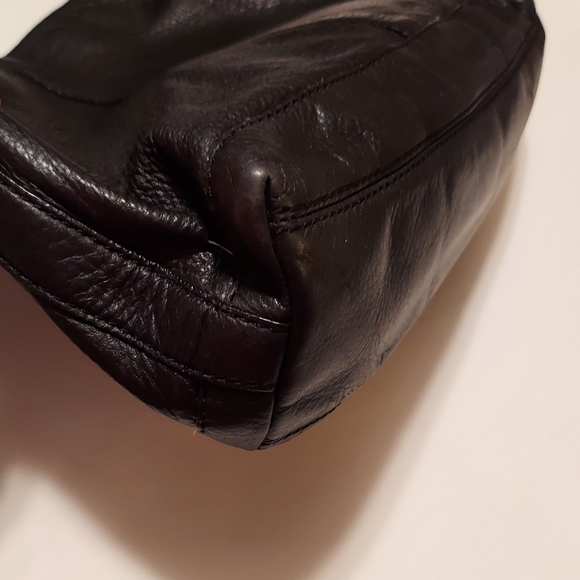 2006 Michael Kors soft leather black purse with silver hardware - Picture 15 of 17